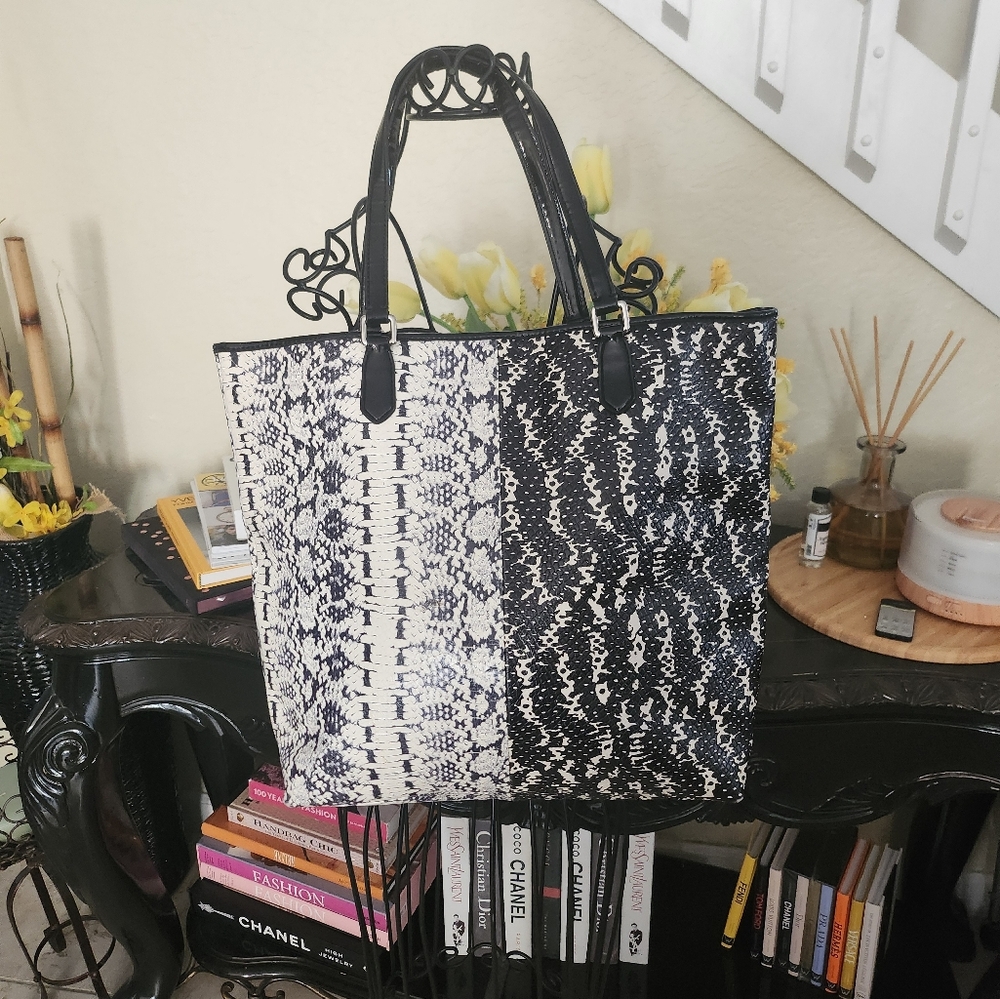 Coach Snakeskin tote bag - Picture 3 of 5